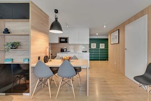 Dining - Waterlane SPA F7B | Spa, Pool & Gym | Riverside (Gdańsk)