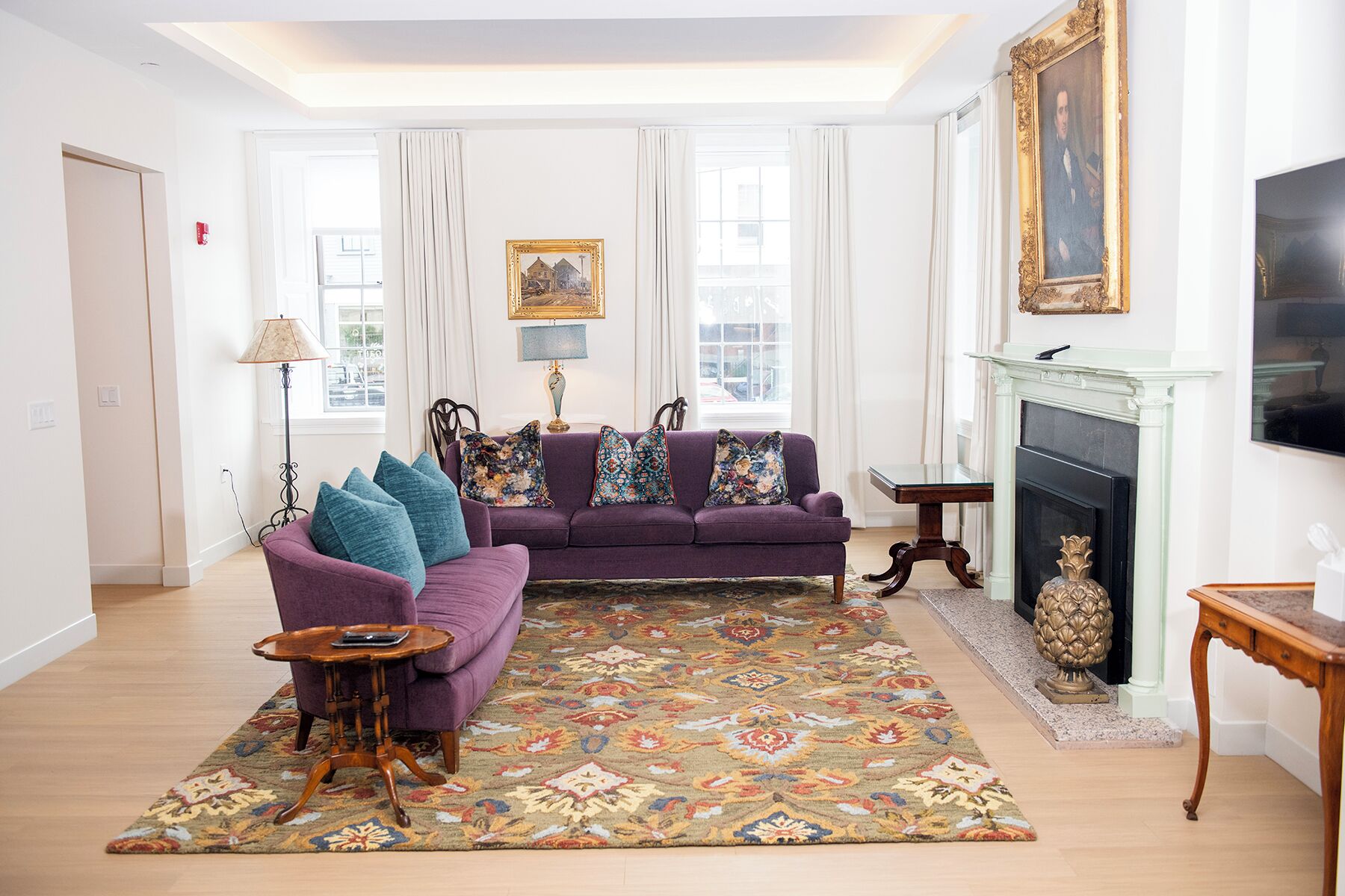 Grand Heritage Suite | Living area
