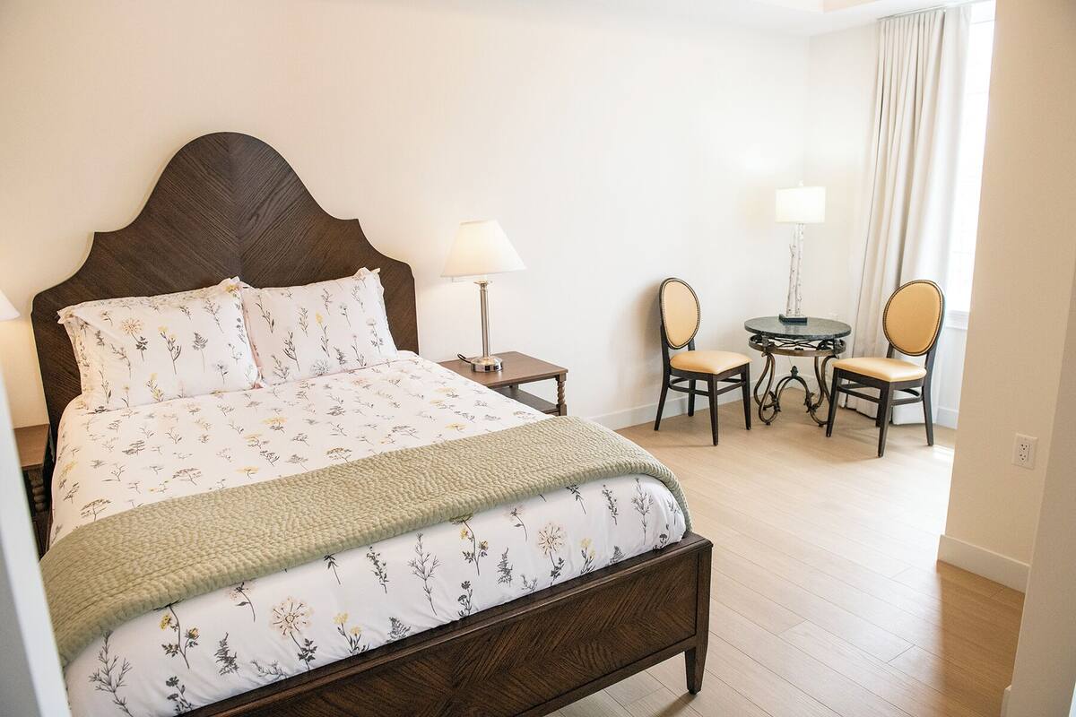 Grand Heritage Suite