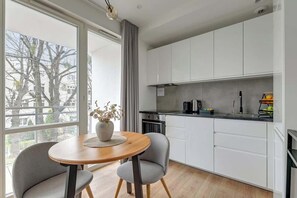 Coffee/tea maker, fridge, oven, stovetop - Riverfront | Next to the River | City Center (Gdańsk)
