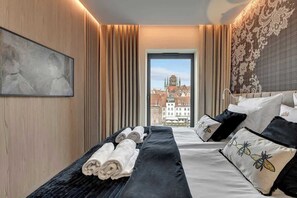 Bügeleisen/Bügelbrett, Reisekinderbett, WLAN, Bettwäsche
