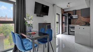 Coffee/tea maker, fridge, oven, stovetop - Rezydencja Wintera 53 | Riverside (Gdańsk)