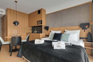 Iron/ironing board, WiFi, bed sheets - Deo Plaza 417A | Nice City View | Hotel standard (Gdańsk)