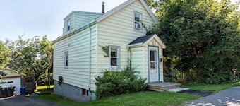 Rooftop Haven with Scenic Views in Halifax