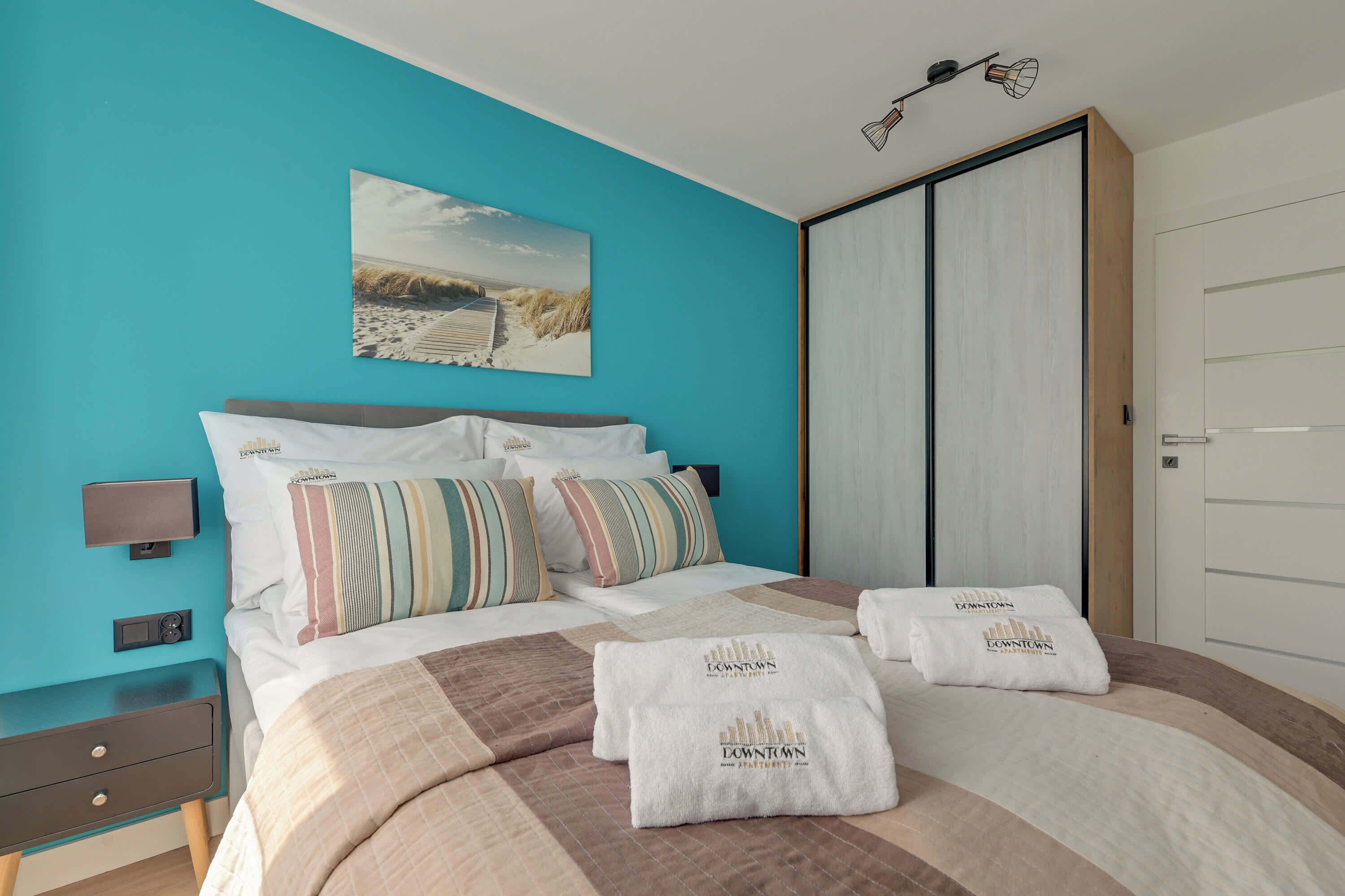 2 bedrooms, iron/ironing board, travel cot, WiFi