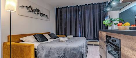 Apartment, Balcony, Mountain View | Free WiFi