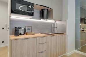 Coffee/tea maker, fridge, microwave, stovetop - Granaria D307 | Best Location (Gdańsk)