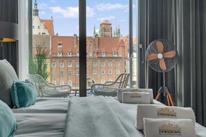 Bügeleisen/Bügelbrett, Reisekinderbett, WLAN, Bettwäsche