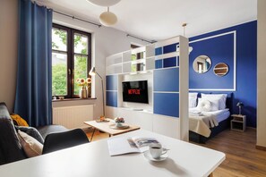 Bügeleisen/Bügelbrett, Reisekinderbett, WLAN, Bettwäsche