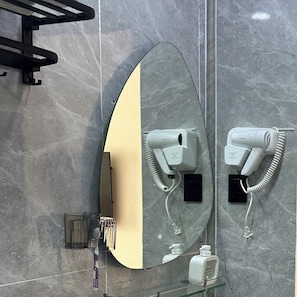 Family House, 4 Bedrooms, Balcony, City View | Bathroom | Shower, hair dryer, slippers, towels - Bliss Home (An Hai)