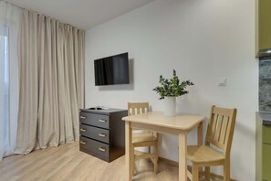 Dining - Portovo B158 | Balcony | Studio (Gdańsk)