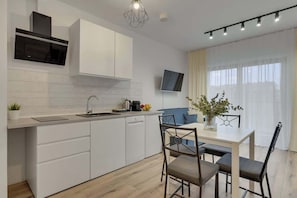 Dining - Nadmotławie 81 | Riverside | Sauna & Gym (Gdańsk)