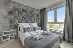 Bügeleisen/Bügelbrett, Reisekinderbett, WLAN, Bettwäsche