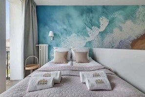 Bügeleisen/Bügelbrett, Reisekinderbett, WLAN, Bettwäsche