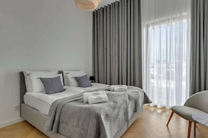 Bügeleisen/Bügelbrett, Reisekinderbett, WLAN, Bettwäsche