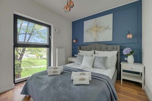 Bügeleisen/Bügelbrett, Reisekinderbett, WLAN, Bettwäsche