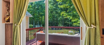 One of a kind 3 bedroom between Sister and Ellison Bays - Big Hill House