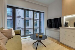 Fernseher, Arbeitsbereiche