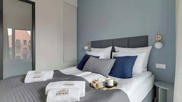 Bügeleisen/Bügelbrett, Reisekinderbett, WLAN, Bettwäsche