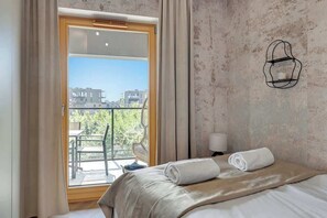 Bügeleisen/Bügelbrett, Reisekinderbett, WLAN, Bettwäsche