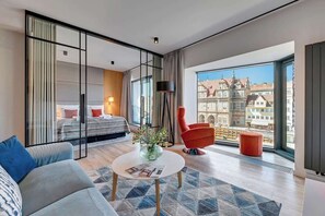 Bügeleisen/Bügelbrett, Reisekinderbett, WLAN, Bettwäsche