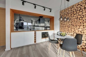 Dining - Nº 53 | Pool, SPA & Gym (Gdańsk)