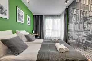 Iron/ironing board, travel cot, WiFi, bed sheets - Doki E158 | Gdańsk Shipyard & Foodhall | Parking (Gdańsk)