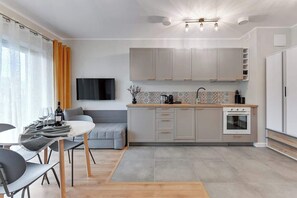 Coffee/tea maker, fridge, stovetop, dishwasher - Nadmotławie 6 | Riverside | Sauna & Gym (Gdańsk)