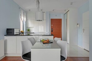 Dining - Waterlane F30 | Spa, Pool & Gym | Riverside (Gdańsk)
