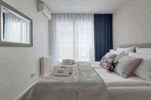 Iron/ironing board, travel cot, WiFi, bed sheets - Aura Island 64 | Riverside | City Center & Parking (Gdańsk)
