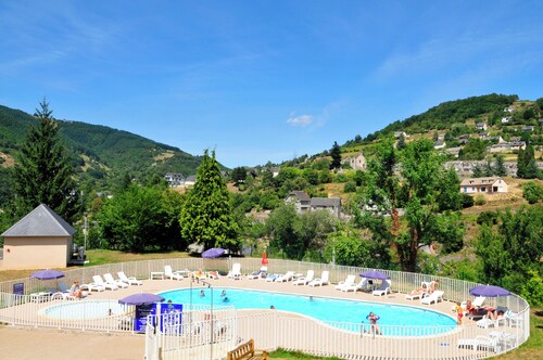 Au cœur de l’Aveyron | Piscine extérieure| Sauna