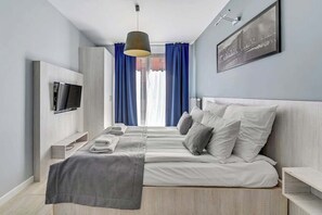 Bügeleisen/Bügelbrett, Reisekinderbett, WLAN, Bettwäsche