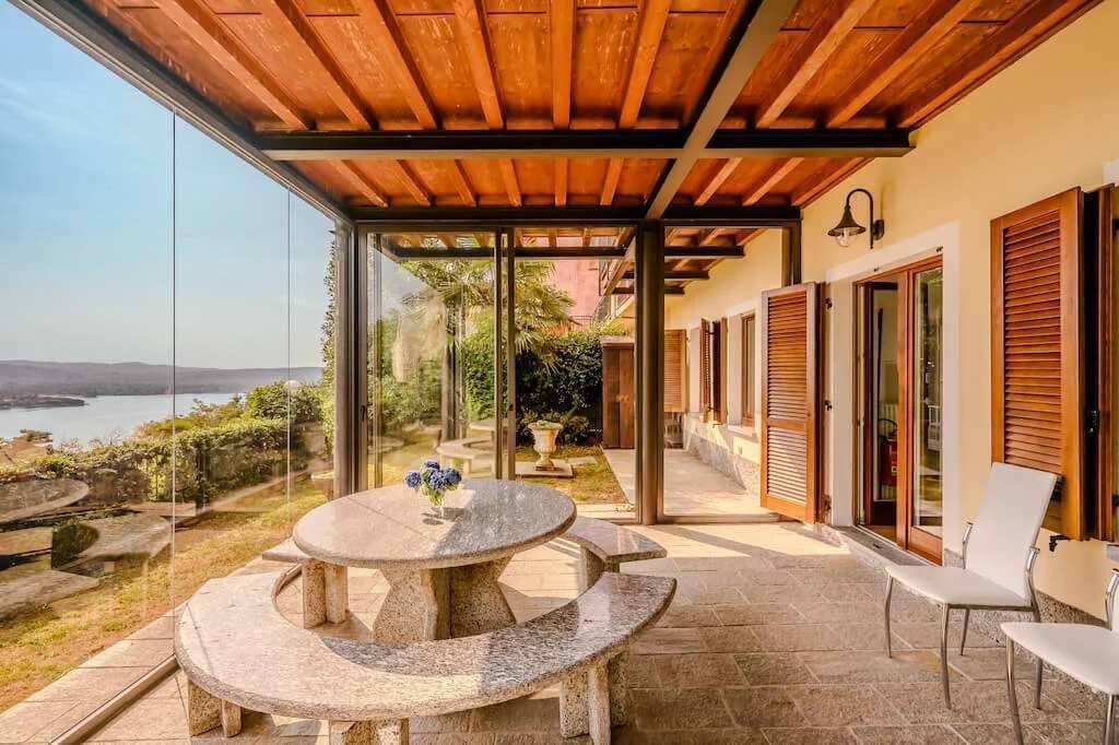 Villa, Meerdere bedden, uitzicht op bergen (Villa Dagnente) | Buiten dineren
