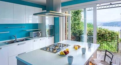 Villa Arona 4br/2ba Sleeping up to 14 Guests