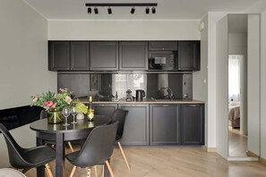 Coffee/tea maker, fridge, microwave, oven - Tartaczna 44 | Perfect Stay (Gdańsk)