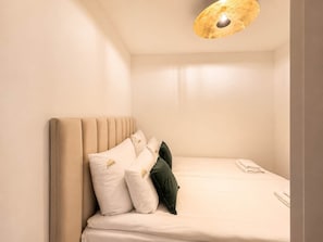 Iron/ironing board, travel cot, WiFi, bed sheets - Kraków Bohaterów Września 2 | AC | Parkside (Kraków)
