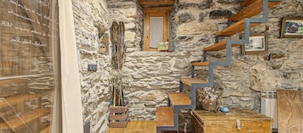 Chalet 'Cabaña Vento Norte' with Mountain View and Private Garden
