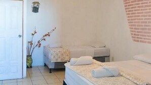 Kamar Double Comfort, kamar mandi pribadi, tepi gunung