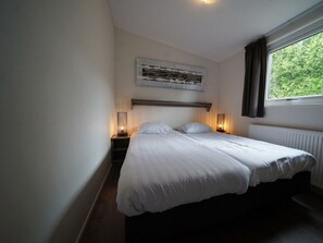 House - Holiday Home in Dordrecht With Terrace (Dordrecht)