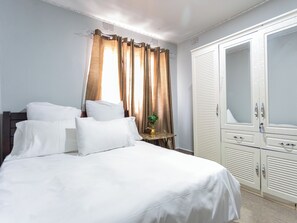 3 Schlafzimmer, Bügeleisen/Bügelbrett, kostenloses WLAN, Bettwäsche