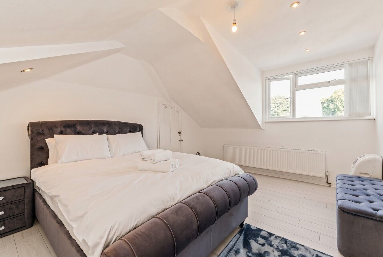 4 soverom, skrivebord, strykejern/-brett og wi-fi