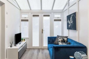 Fernseher, Arbeitsbereiche