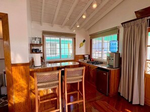 Private kitchen - Luxury Bungalow on the water #4 (Bocas del Toro)