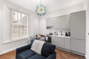 Interior - Live Like a Local Luxury 2BR in Islington, London (Greater London)