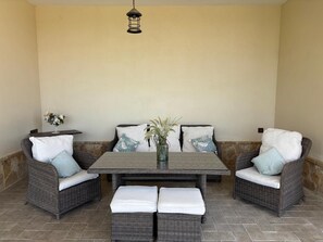 Dining - Spacious Holiday Chalet in Puerto Real – Cádiz (Puerto Real)