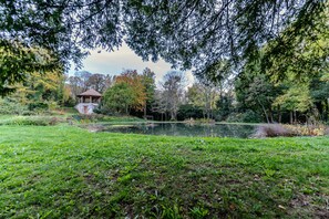 Property grounds - Tour Est Vacation Rental at Château de Vachères. (Montclar-sur-Gervanne)