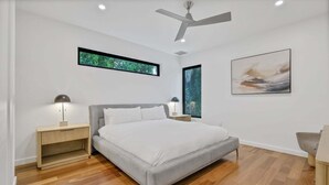 House, Berbilang Katil, Pool Access, Pool View (Waterscape) | 3 bilik tidur, seterika/papan seterika, cadar katil 