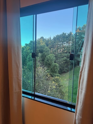 Deluxe Twin Room, 1 King Bed | Interior - Le Bonne Ville Hotel (Campos do Jordão)