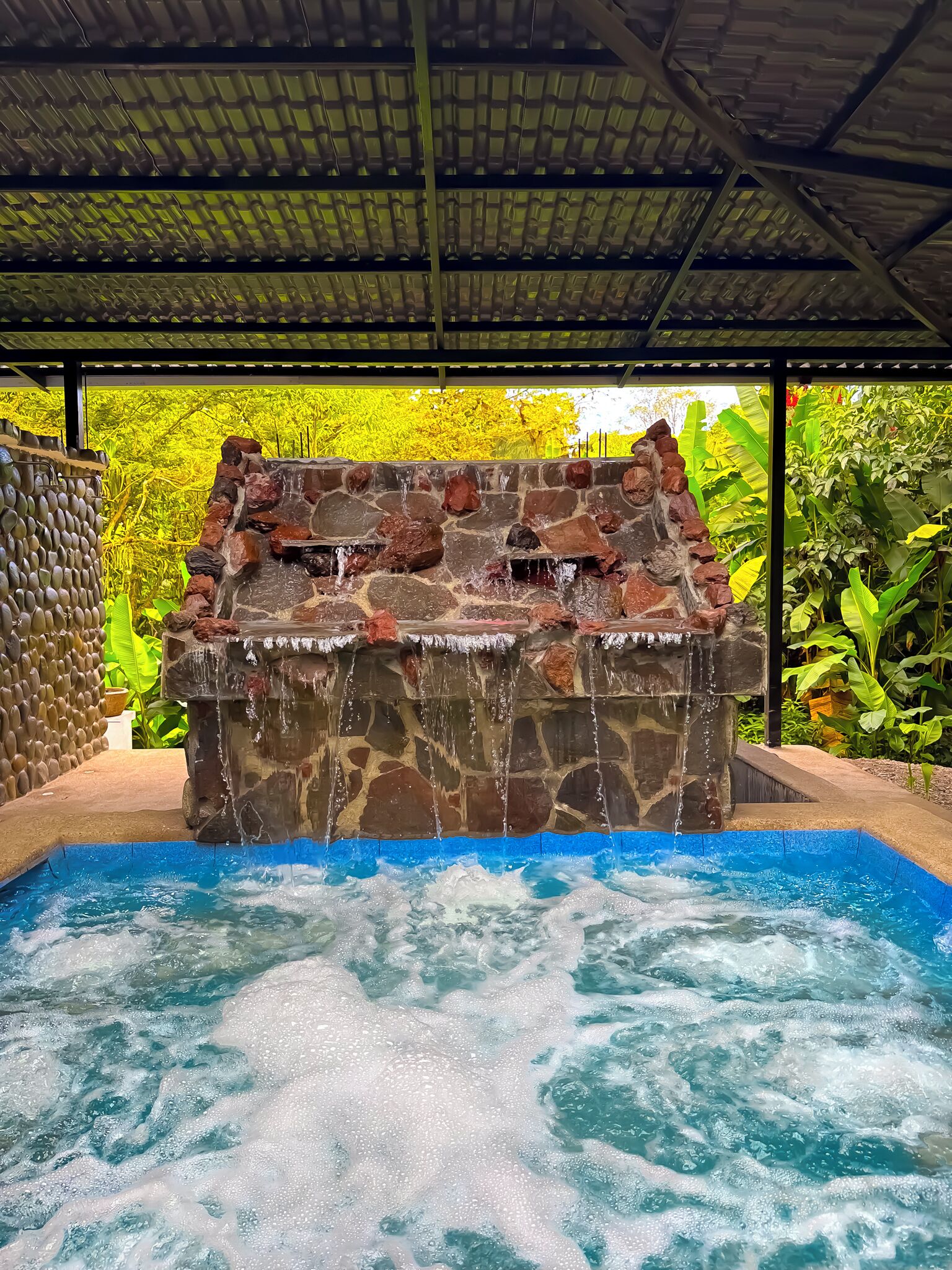 Turkish bath/hammam, aromatherapy, hot stone massages