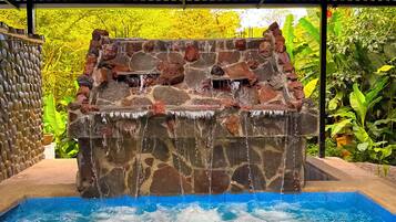 Turkish bath/hammam, aromatherapy, hot stone massages